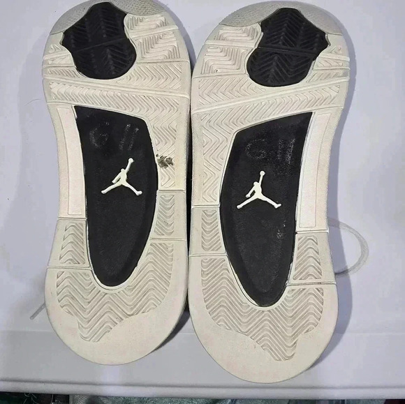 Nike Air Jordan 4 Retro Military Black Size 1Y BQ7669-111 - Picture 4 of 8